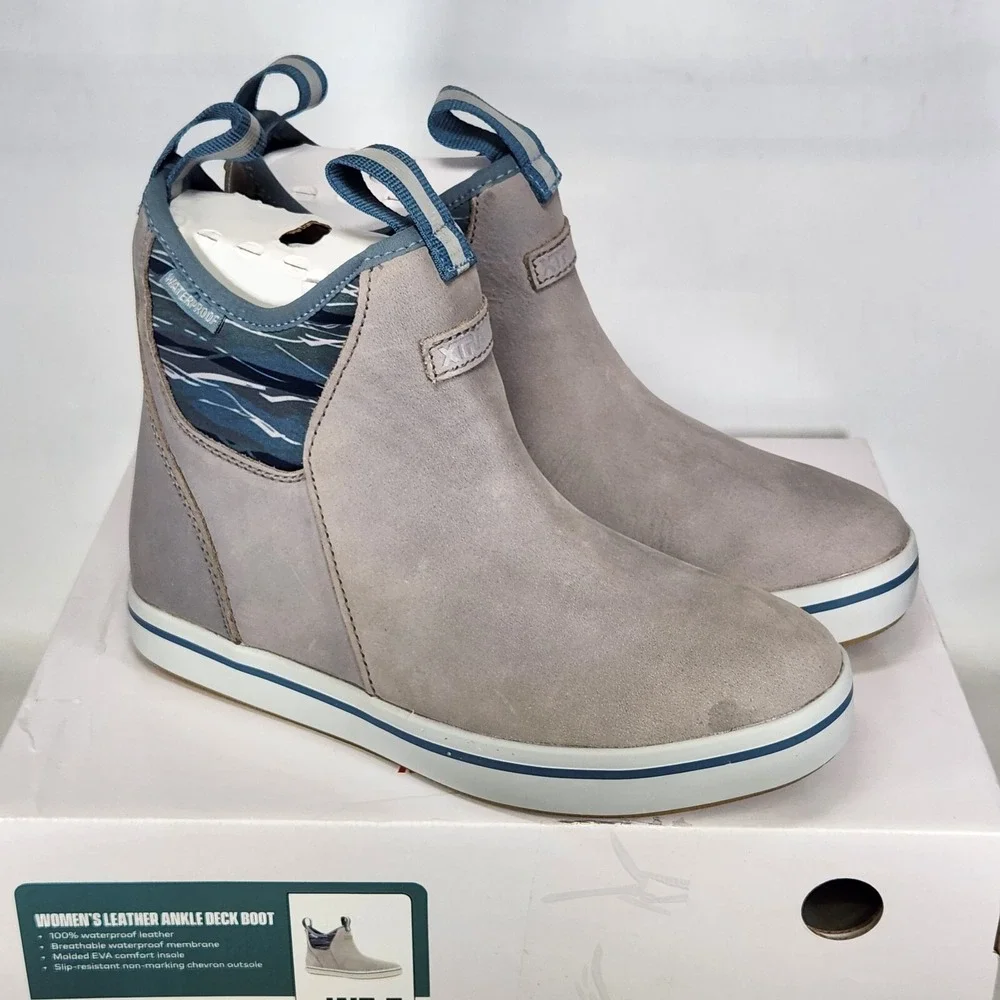 XTRATUF Leather Ankle Deck Boot Women Size 7.5 Dolphin Gray Waterproof XWAL-1BG